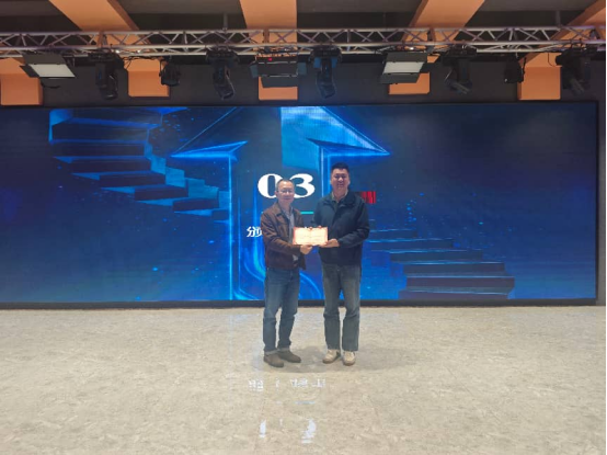 引博士，聘行家！携创高级技校无人机专业迎