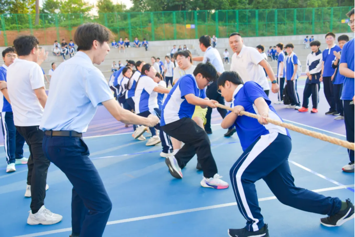 一根绳，一条心！深圳市携创高级技工学校2